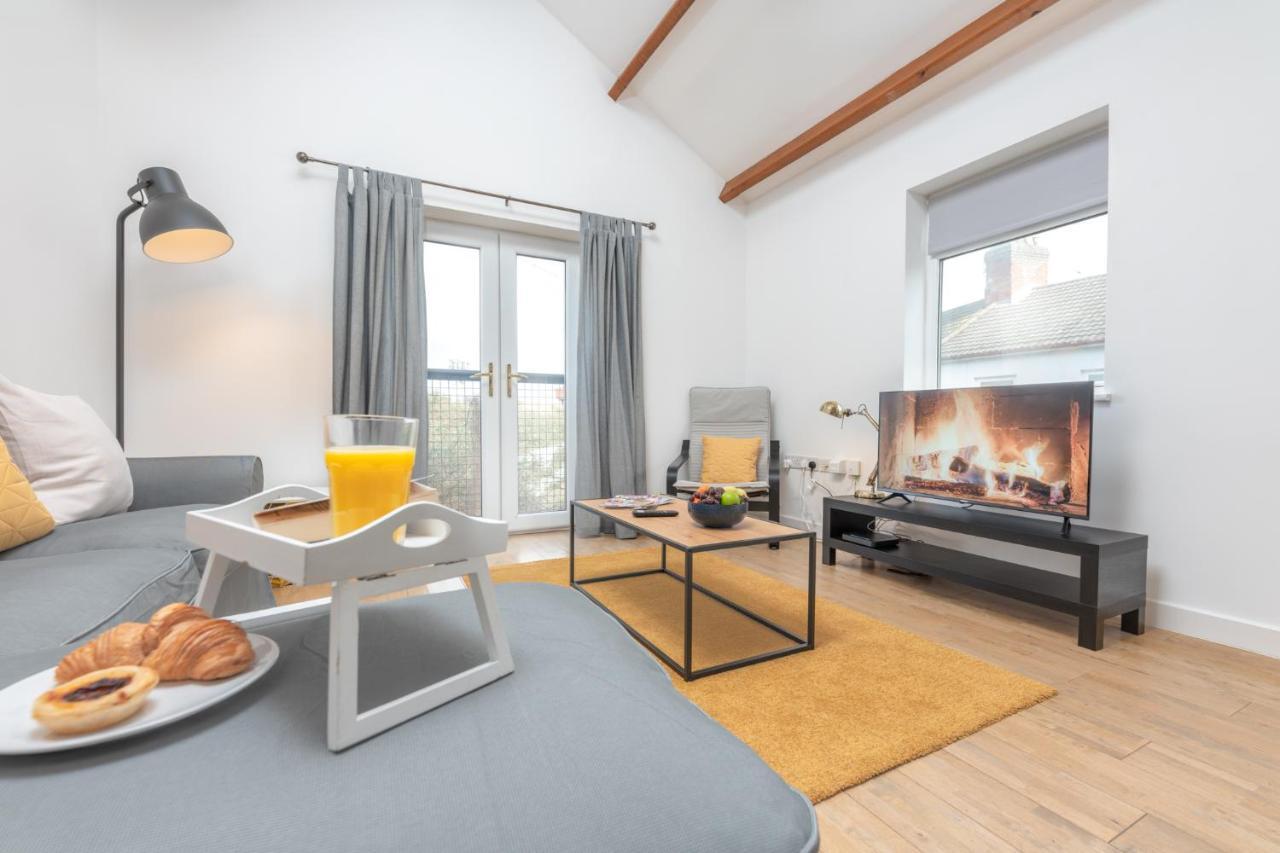 Stayright- 2 Bedroom House, Centrally Located & Close Walk To City Centre カーディフ エクステリア 写真