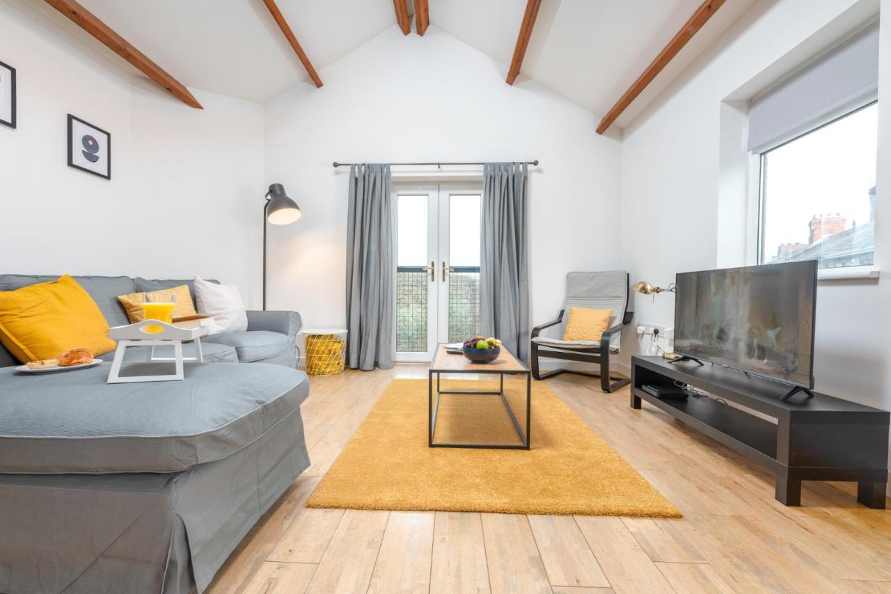 Stayright- 2 Bedroom House, Centrally Located & Close Walk To City Centre カーディフ エクステリア 写真